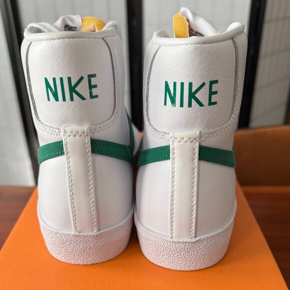 Nike Blazer Mid '77 Shoe White/Malachite Size 6 - Picture 5 of 5
